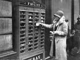 Vintage vending machine (2).jpg
